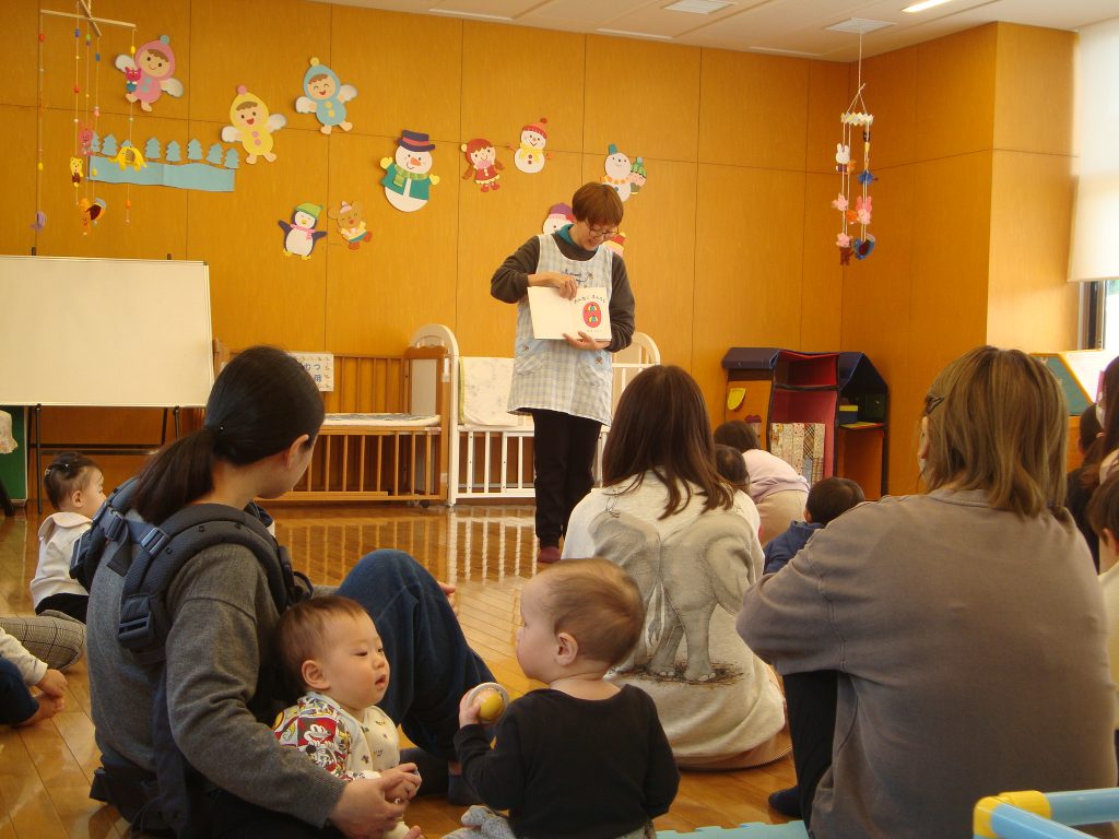 2月のおはなし会の写真04