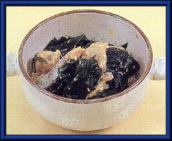 ムロアジと生わかめの和えものの画像