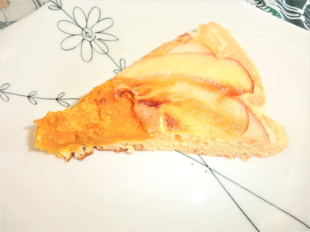 りんごとかぼちゃのパンケーキの画像