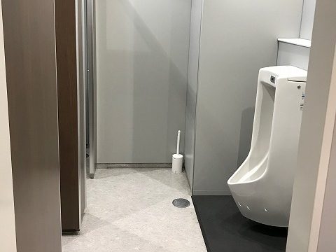 男性用トイレの画像