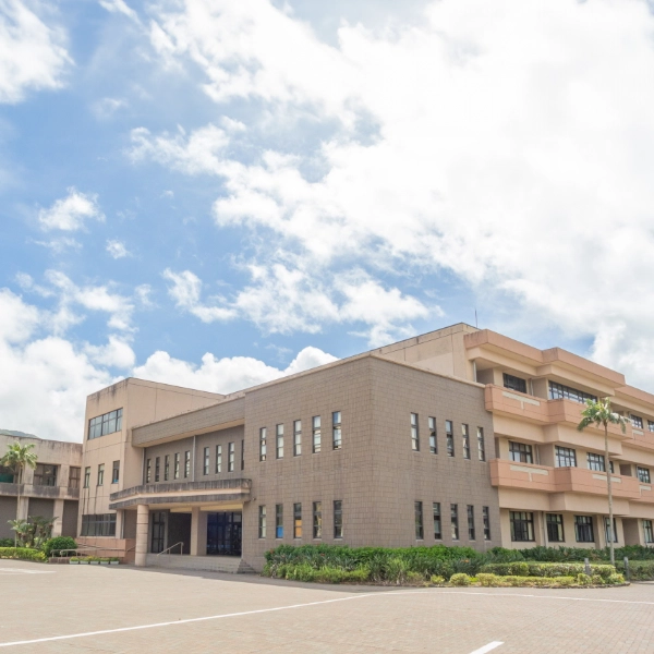 高等学校のイメージ写真