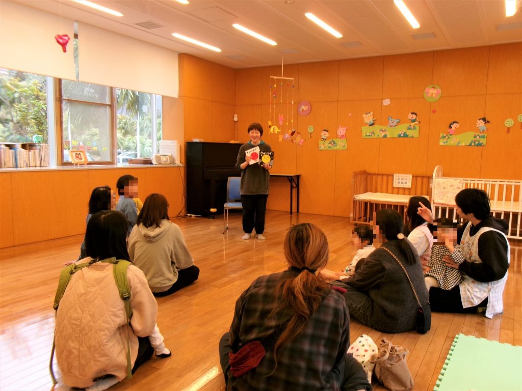2月のおはなし会の写真02