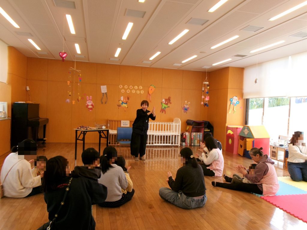 1月のおはなし会の写真03
