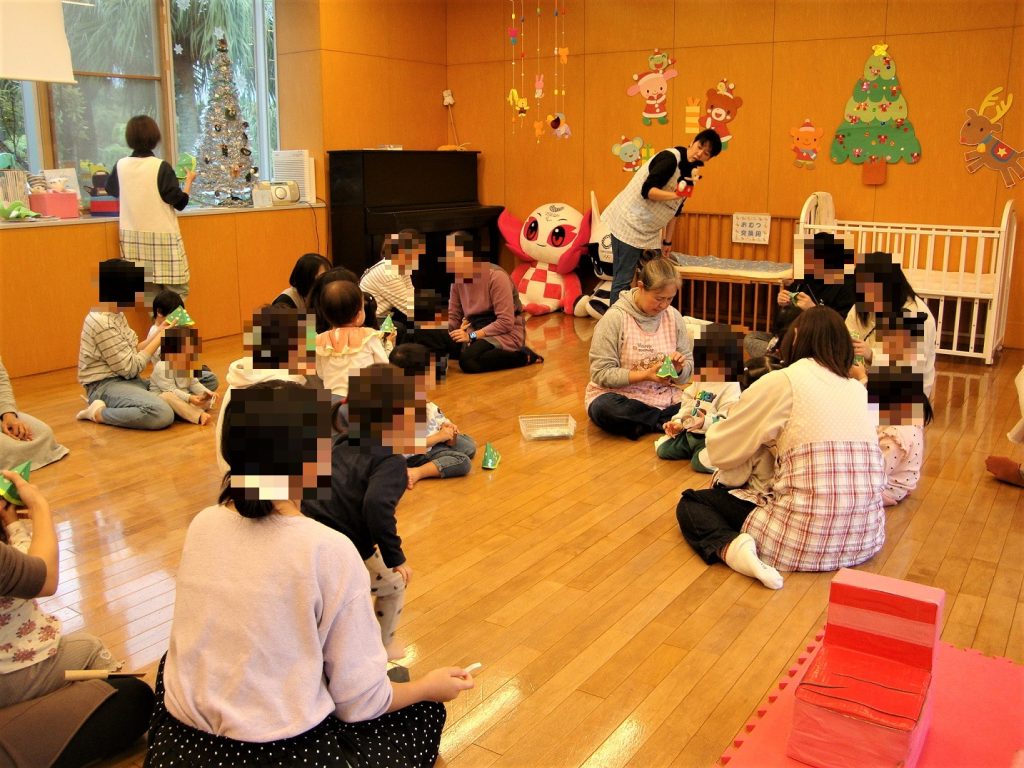 クリスマス飾り作りの写真08
