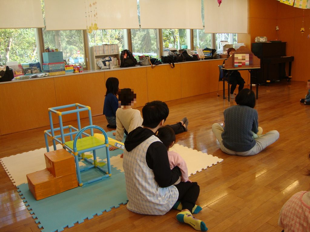 11月のおはなし会の写真07