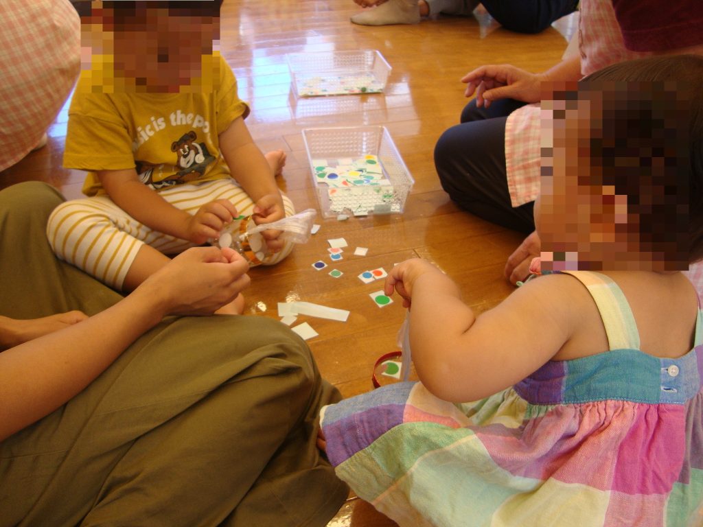 水あそびのおもちゃ作りの写真05