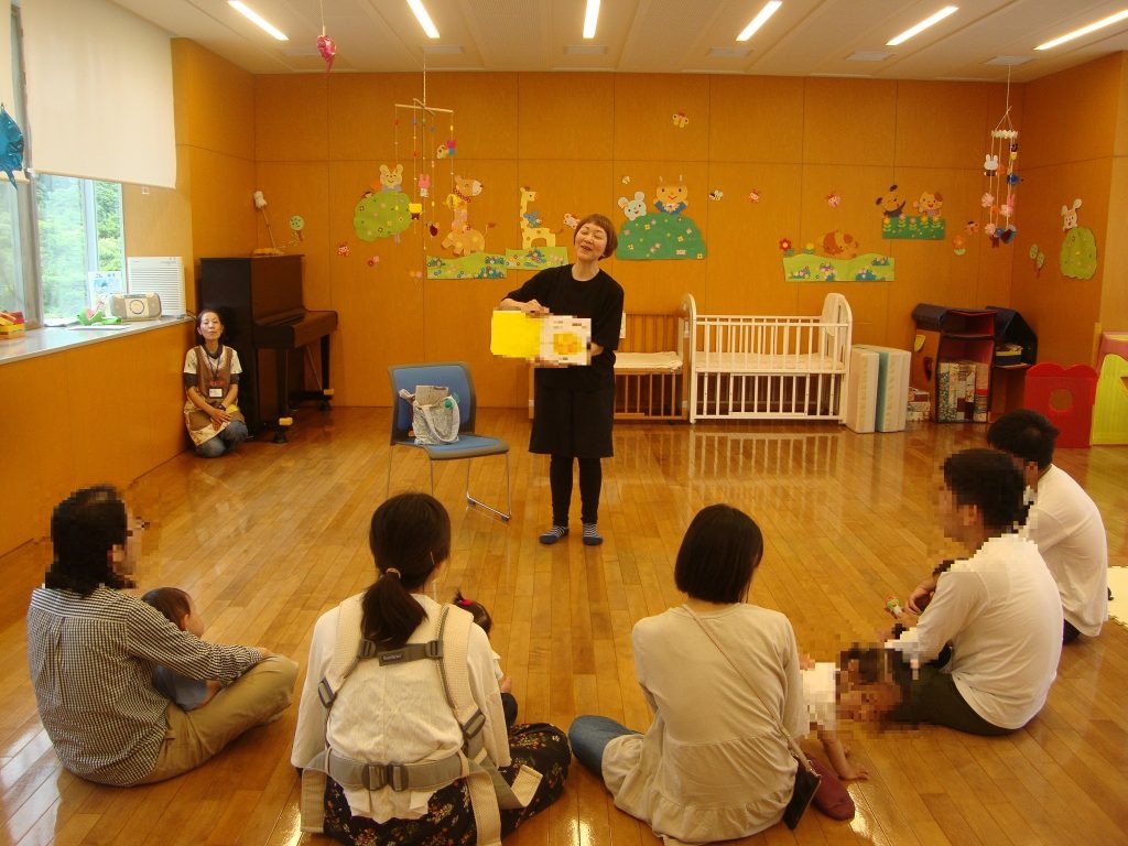 5月のおはなし会の写真02