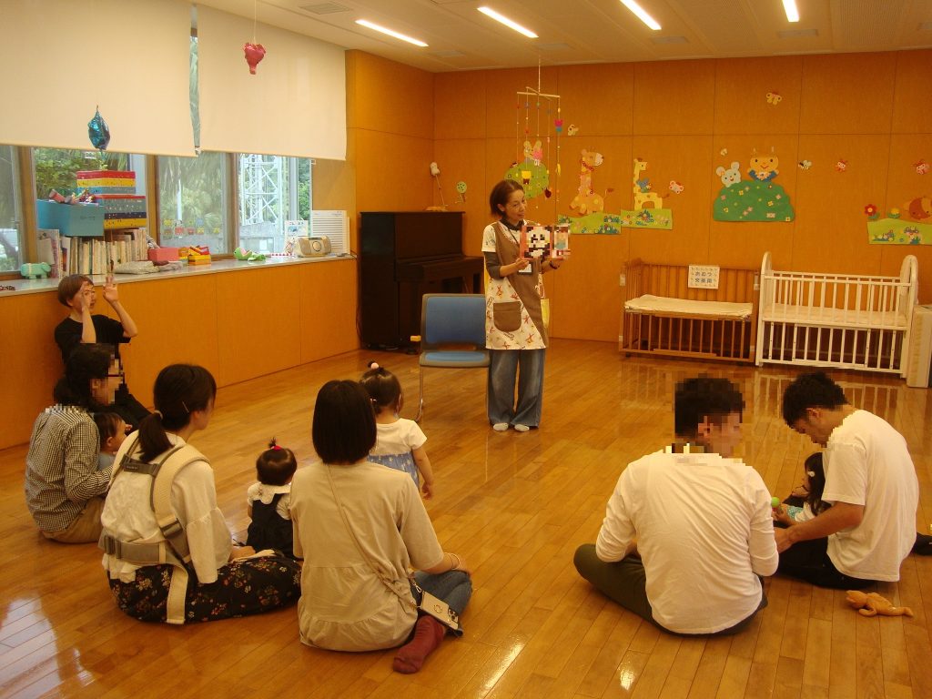 5月のおはなし会の写真04