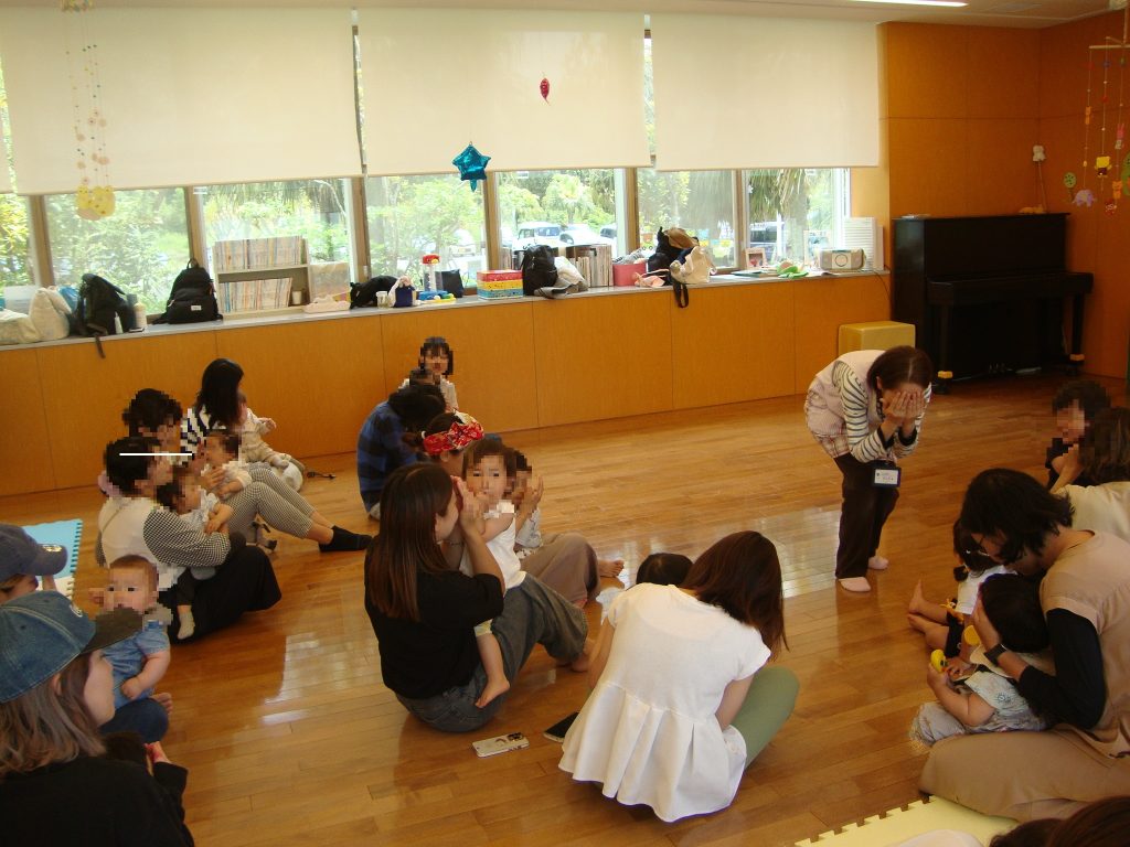 はじめまして!みんなで手あそび・うたあそびの写真07