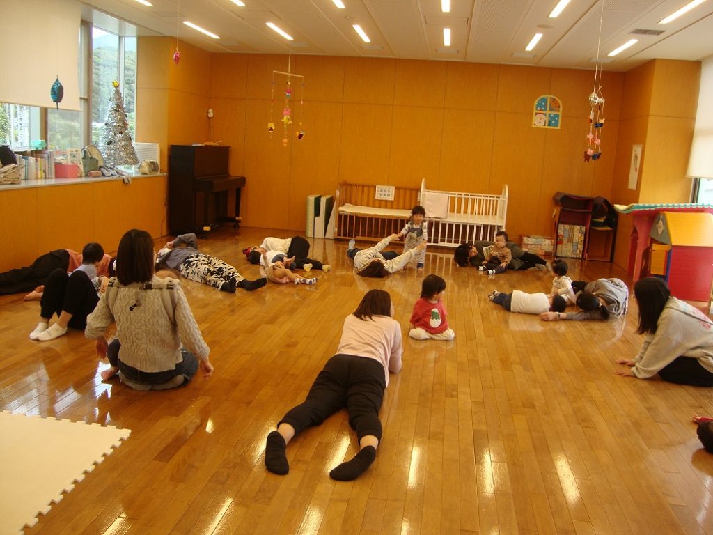 体を動かして遊ぼうの写真03