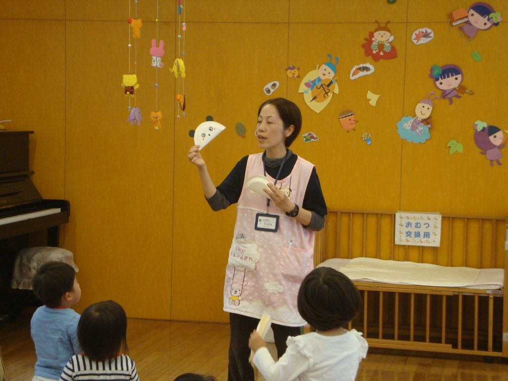ガチャガチャドンドン 音あそび♪の写真03