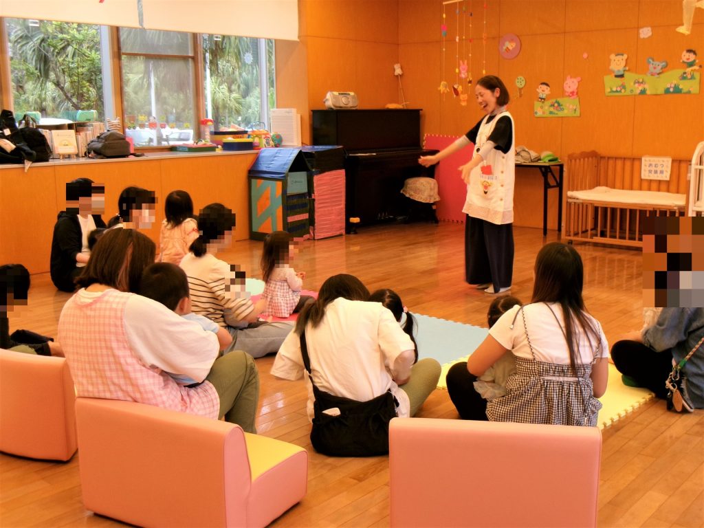はじめまして！みんなで手あそび ♪ うたあそび