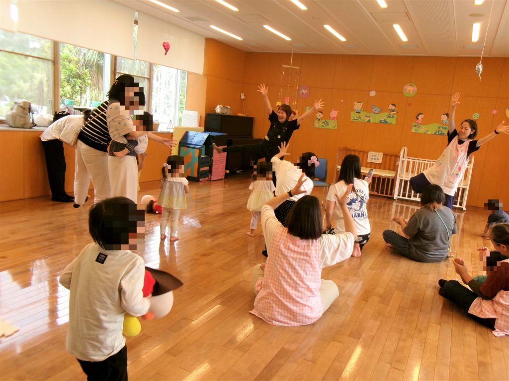 おどったり、よんだり♪♪