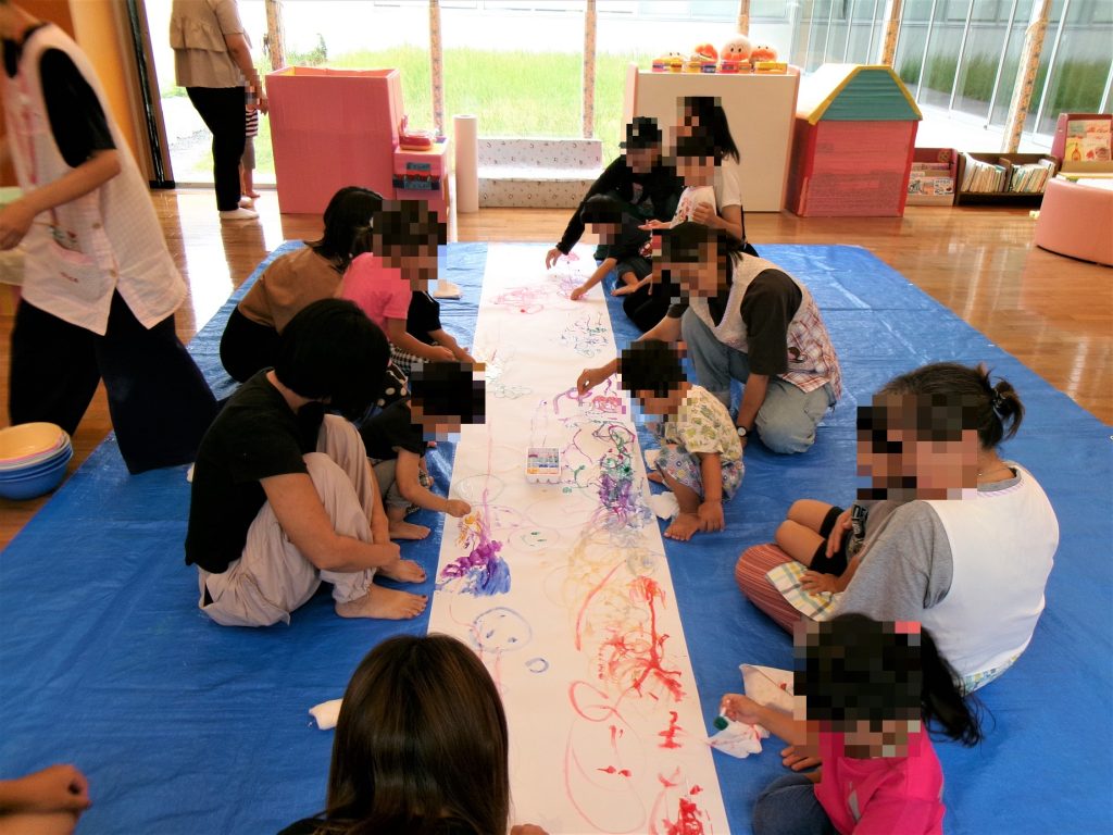 ９月９日催し「えのぐであそぼう♪」